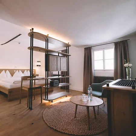 Arthotel Blaue Gans 4*
