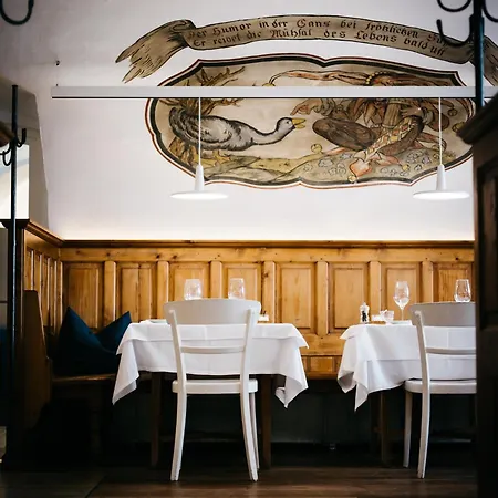 酒店 Arthotel Blaue Gans 4*