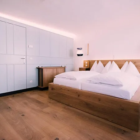 Szálloda Arthotel Blaue Gans 4*