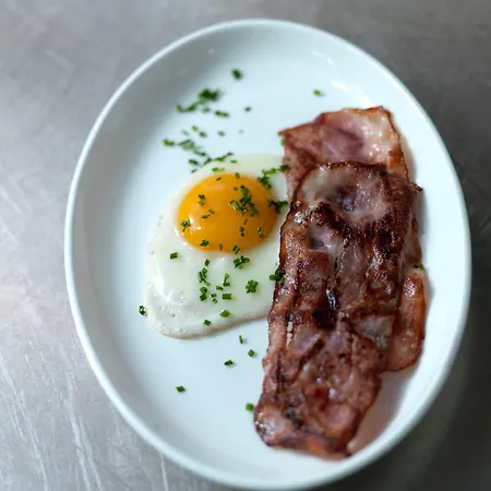 酒店 Arthotel Blaue Gans 4*