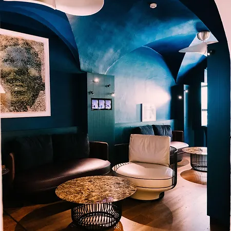 Arthotel Blaue Gans 4*