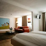 Arthotel Blaue Gans Hotel